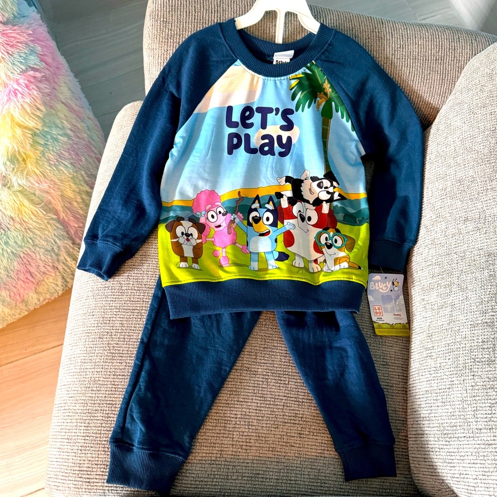 BLUEY Sweatsuit * LET’S PLAY * Sweatshirt and Sweatpants * UNISEX Toddler 3T *